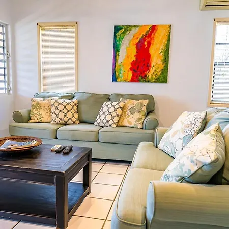 Perfect Hillside Ocean View Appartement